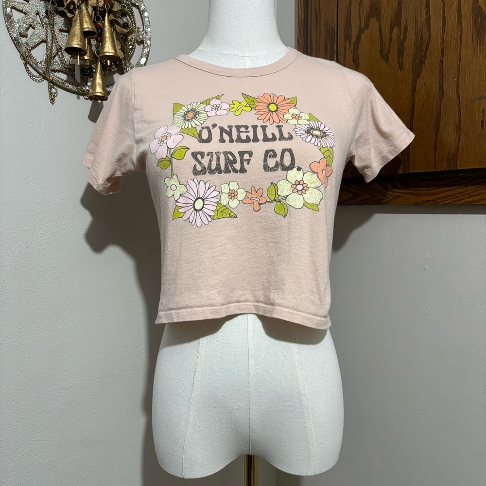 O’Neill Surf Co Floral Graphic Crop Tee Size Large Pink Short Sleeve